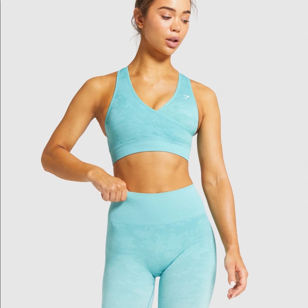 Adapt Camo Seamless Sports Bra